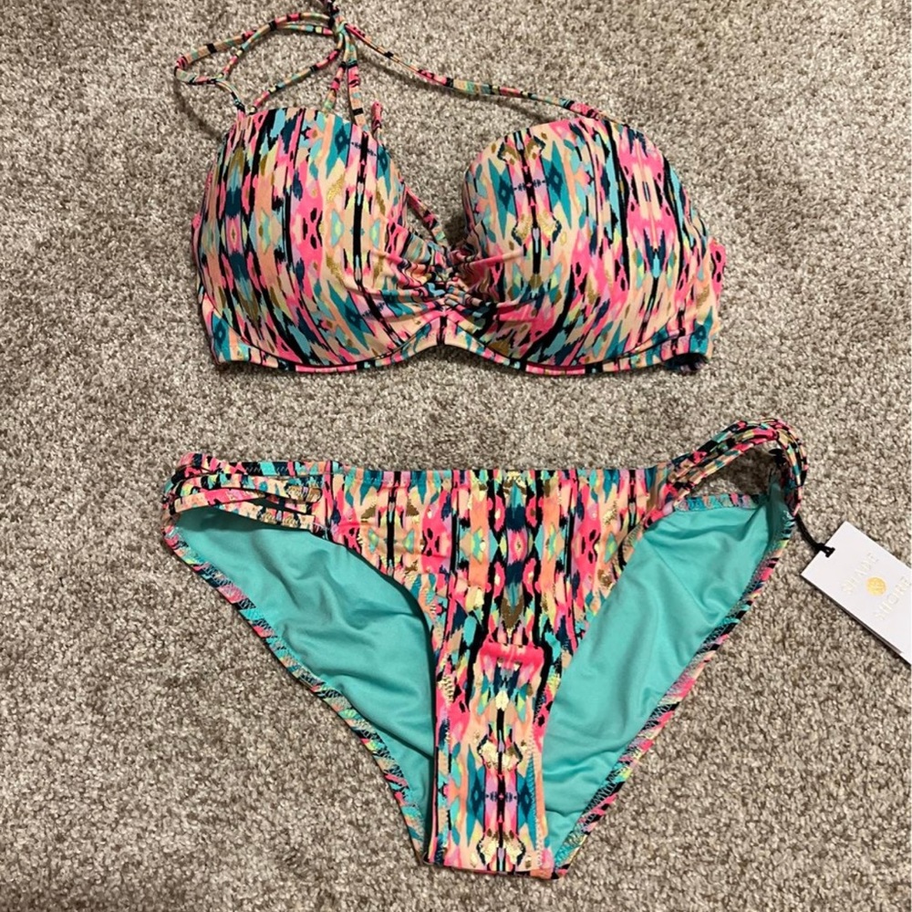 Shade and shore bikini